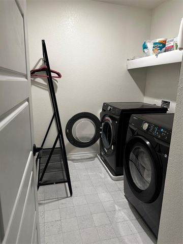 7311 Gray Catbird DR 35, Austin, TX 78744