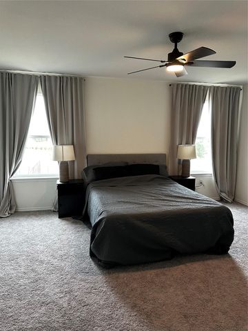 7311 Gray Catbird DR 35, Austin, TX 78744