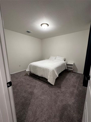 7311 Gray Catbird DR 35, Austin, TX 78744