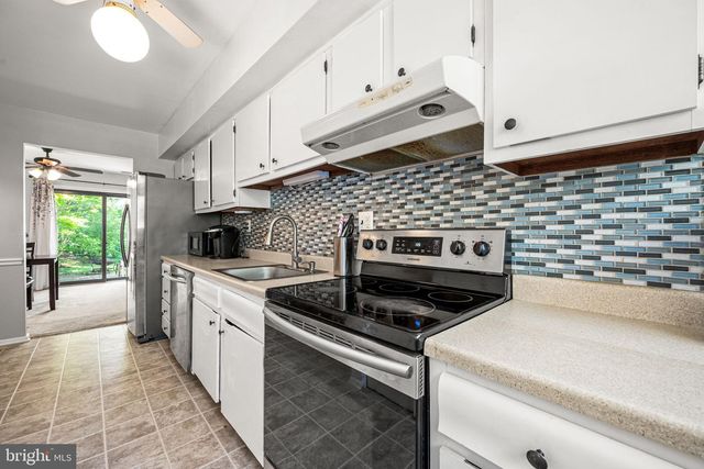 55 VIBURNUM LN, Mount Laurel, NJ 08054