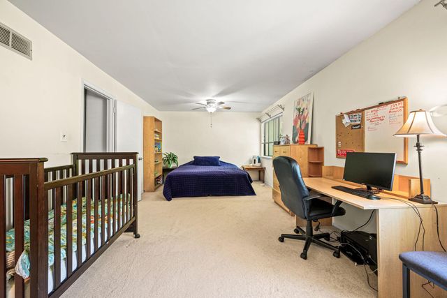55 VIBURNUM LN, Mount Laurel, NJ 08054