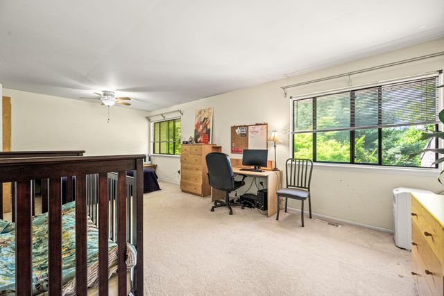 55 VIBURNUM LN, Mount Laurel, NJ 08054