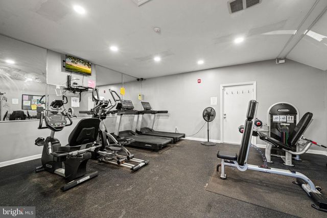 55 VIBURNUM LN, Mount Laurel, NJ 08054