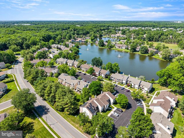55 VIBURNUM LN, Mount Laurel, NJ 08054