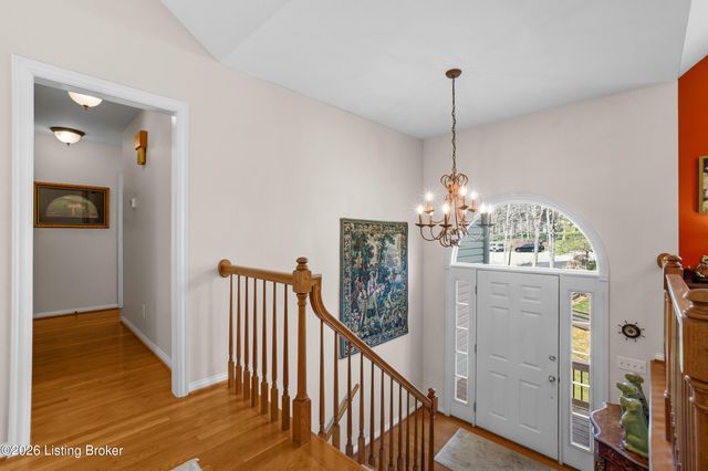 3008 Haney Dr, La Grange, KY 40031