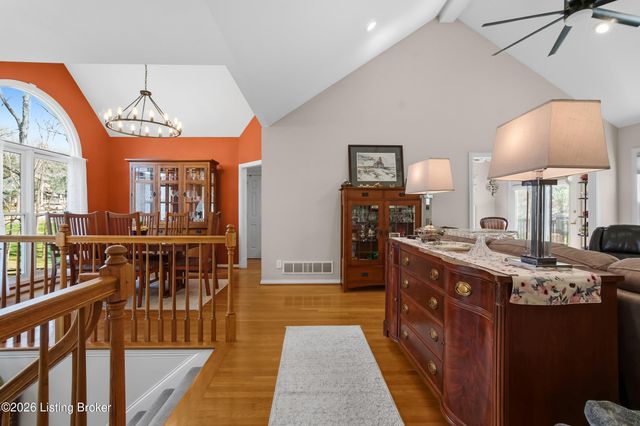 3008 Haney Dr, La Grange, KY 40031