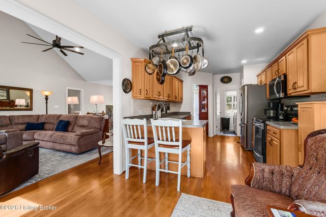 3008 Haney Dr, La Grange, KY 40031