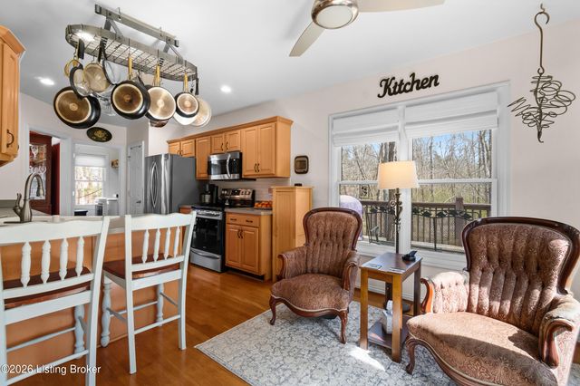 3008 Haney Dr, La Grange, KY 40031