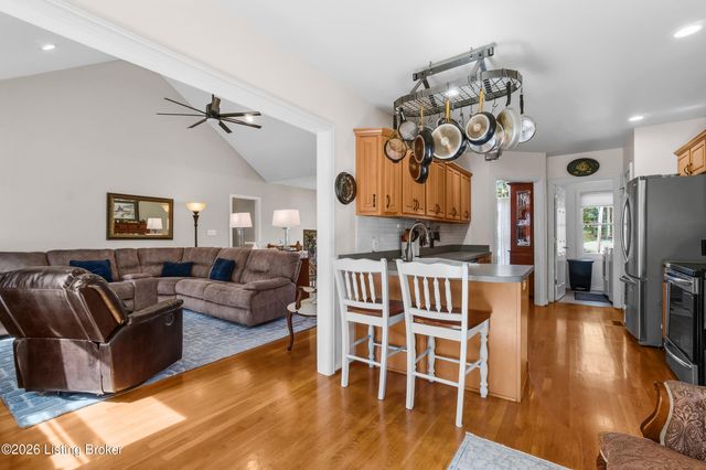 3008 Haney Dr, La Grange, KY 40031