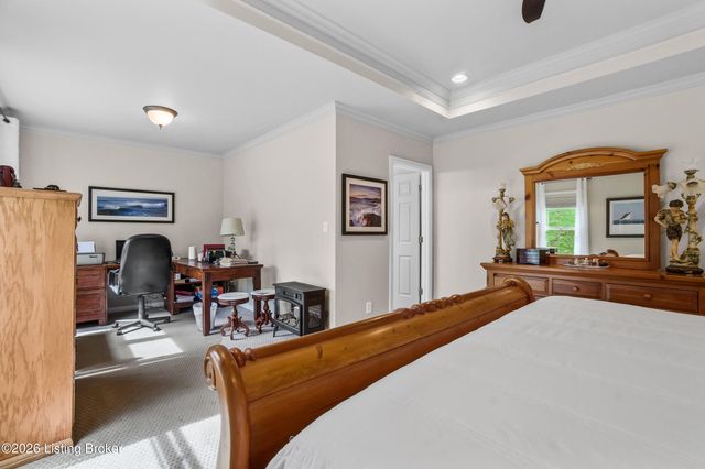 3008 Haney Dr, La Grange, KY 40031