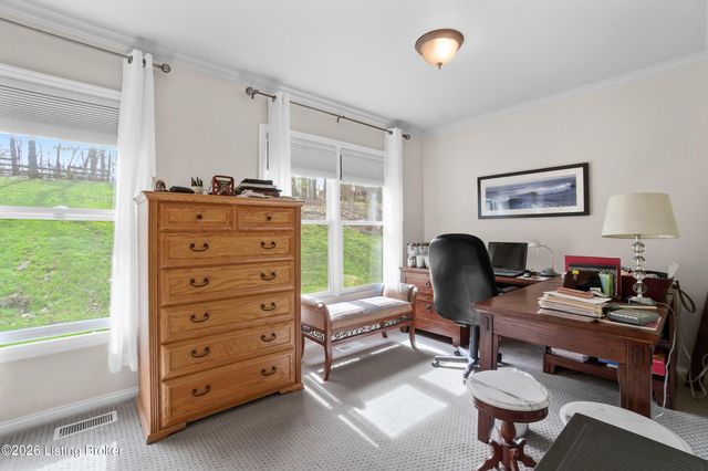 3008 Haney Dr, La Grange, KY 40031