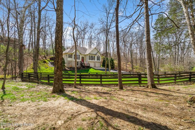 3008 Haney Dr, La Grange, KY 40031