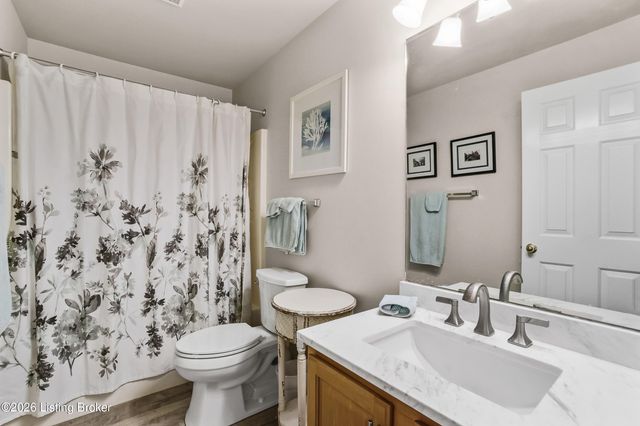 3008 Haney Dr, La Grange, KY 40031