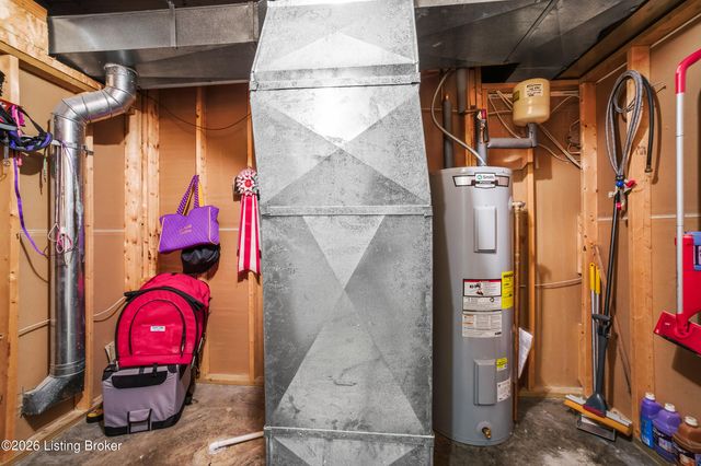 3008 Haney Dr, La Grange, KY 40031