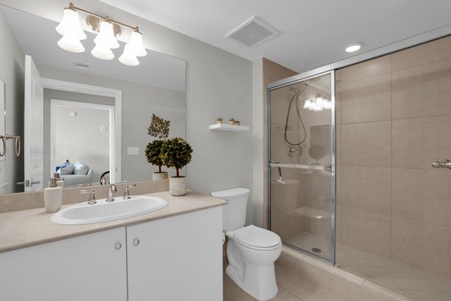 450 N FEDERAL Highway 1213, Boynton Beach, FL 33435