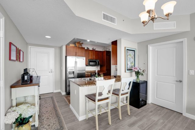 450 N FEDERAL Highway 1213, Boynton Beach, FL 33435