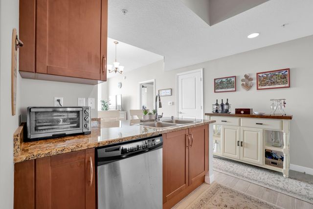 450 N FEDERAL Highway 1213, Boynton Beach, FL 33435