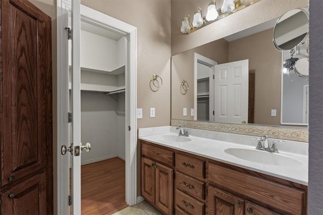 2252 Waverly Avenue, Springdale, AR 72762
