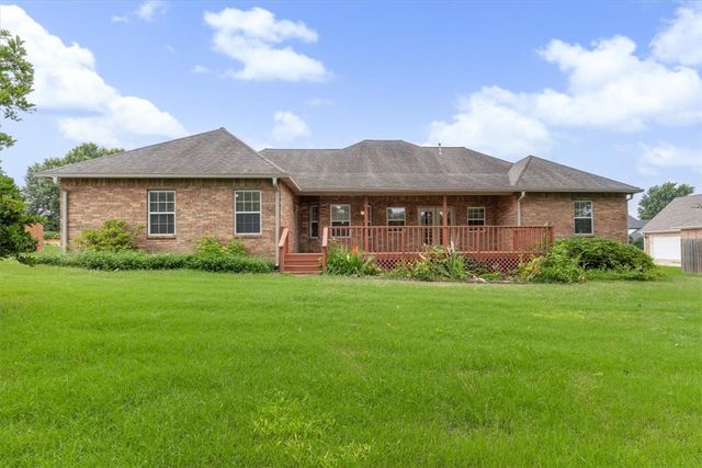 2252 Waverly Avenue, Springdale, AR 72762