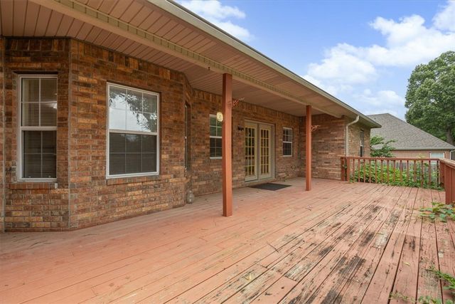 2252 Waverly Avenue, Springdale, AR 72762