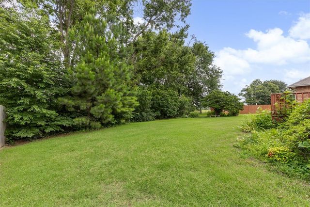 2252 Waverly Avenue, Springdale, AR 72762
