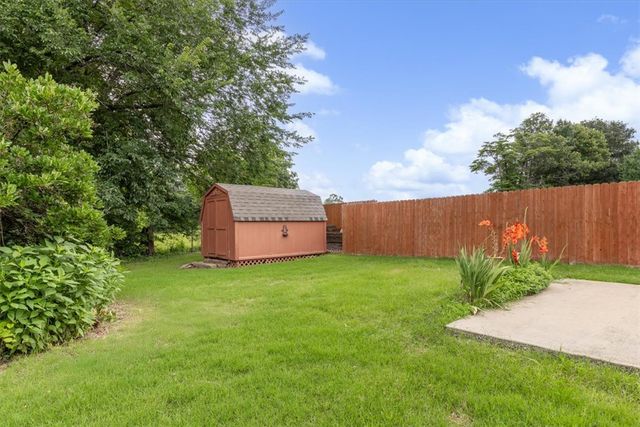 2252 Waverly Avenue, Springdale, AR 72762