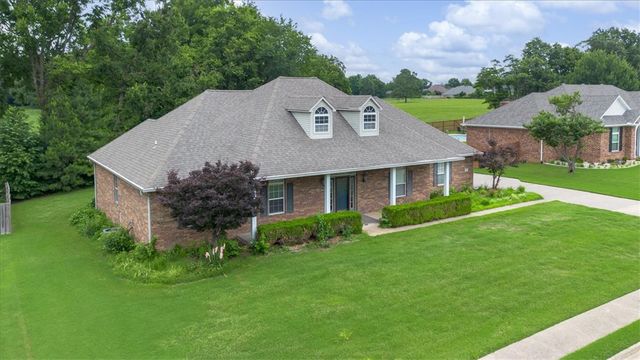 2252 Waverly Avenue, Springdale, AR 72762