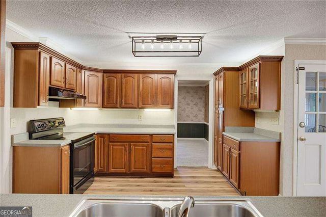 8940 Country Club Drive, Douglasville, GA 30134