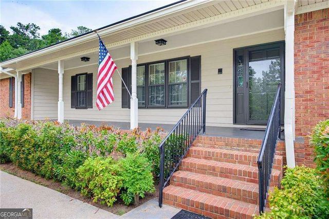 8940 Country Club Drive, Douglasville, GA 30134