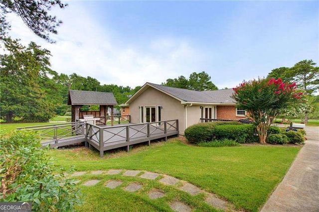 8940 Country Club Drive, Douglasville, GA 30134