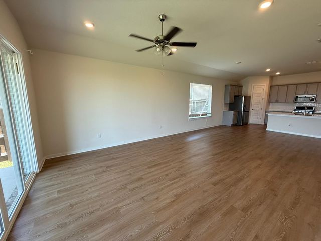 2037 Saddlery ST, Leander, TX 78641