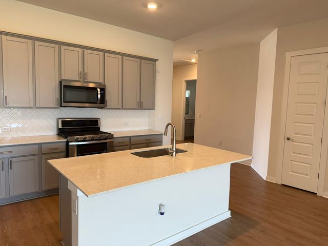 2037 Saddlery ST, Leander, TX 78641