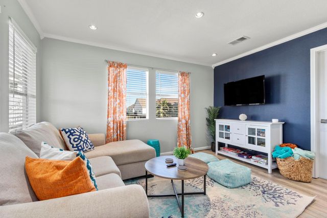 11213 Beard Drive, Galveston, TX 77554