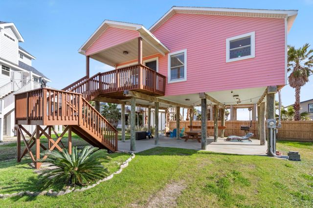 11213 Beard Drive, Galveston, TX 77554