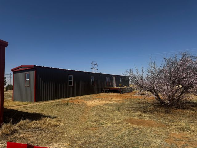 1128 Alaska Road, Levelland, TX 79336