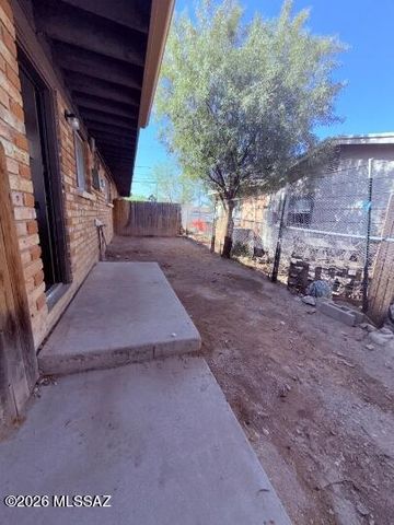 355 E Alturas Street, Tucson, AZ 85705