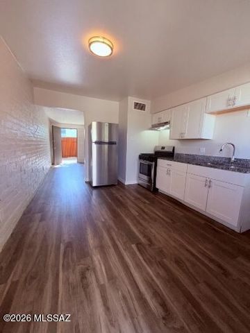 355 E Alturas Street, Tucson, AZ 85705