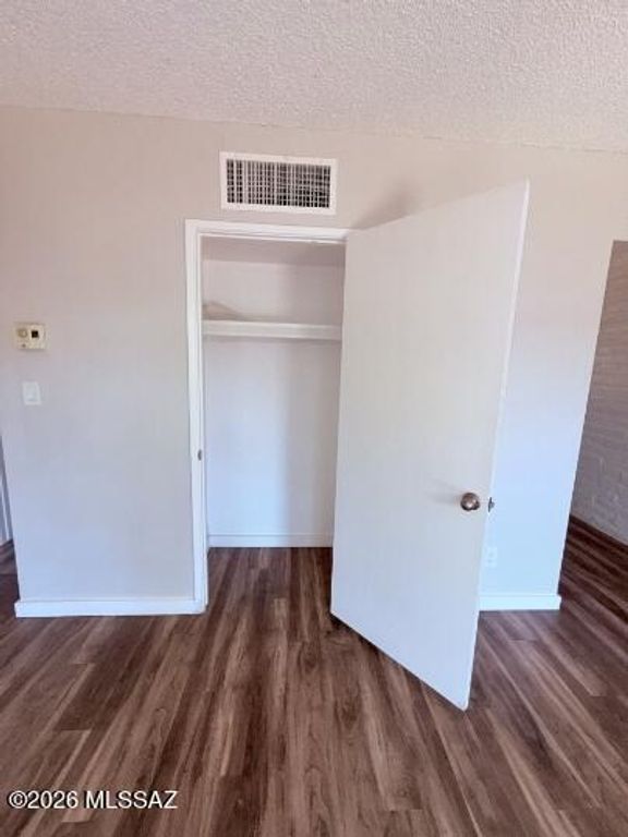 Image 24 of property listing at 353 E Alturas Street, Tucson, AZ 85705