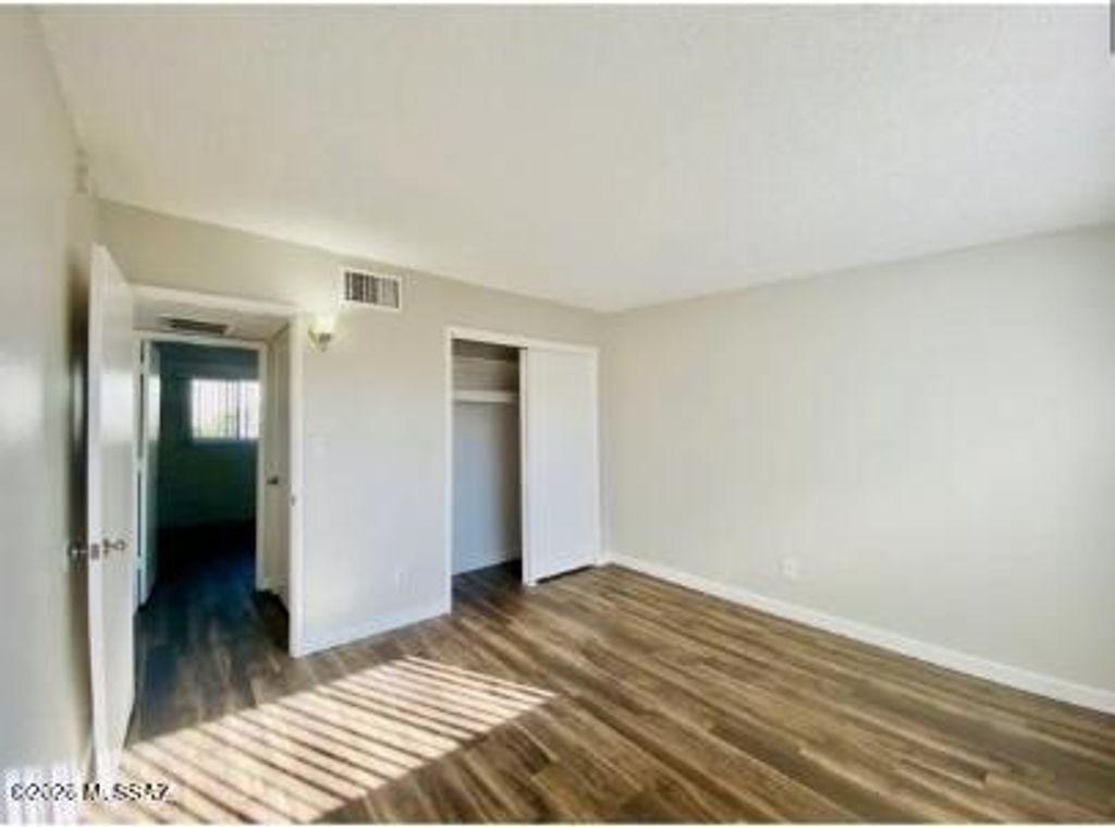 Image 38 of property listing at 353 E Alturas Street, Tucson, AZ 85705