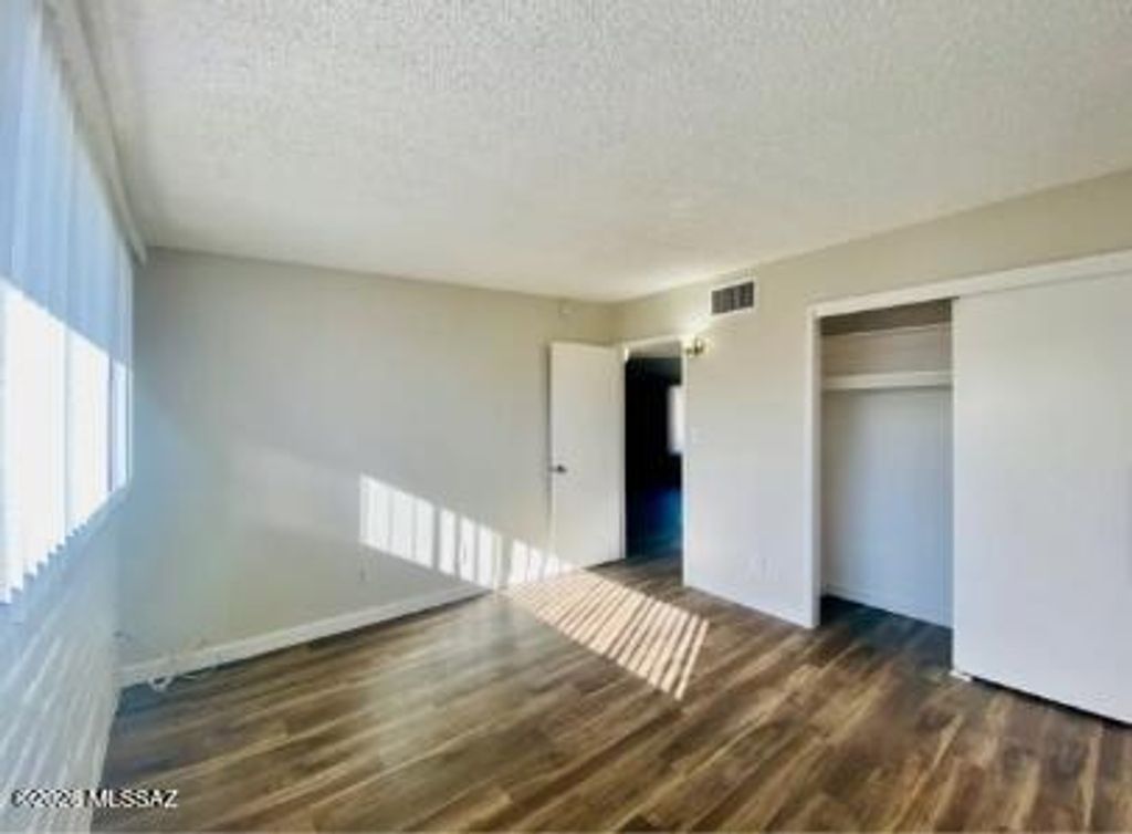 Image 41 of property listing at 353 E Alturas Street, Tucson, AZ 85705