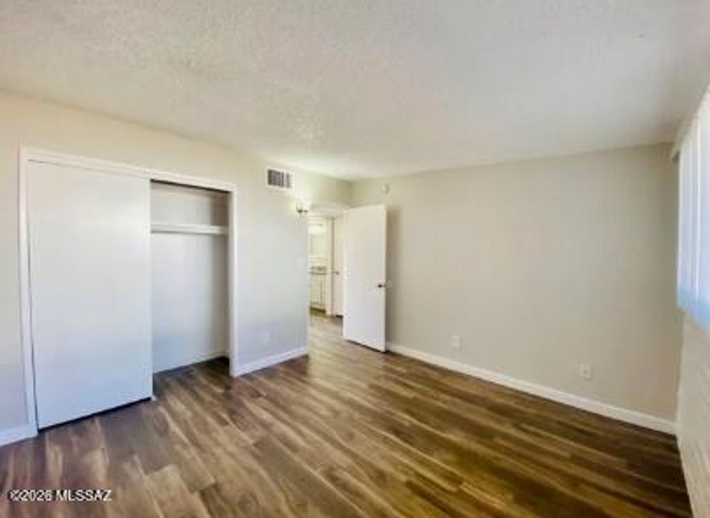 Image 43 of property listing at 353 E Alturas Street, Tucson, AZ 85705