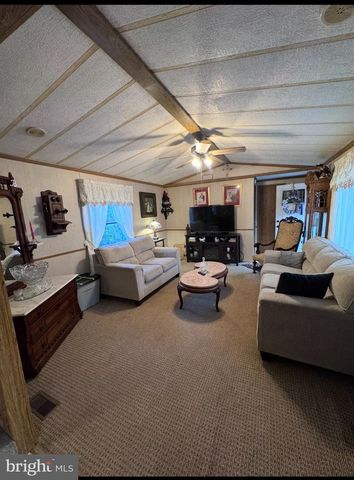 92 VIOLET DR, Vineland, NJ 08360