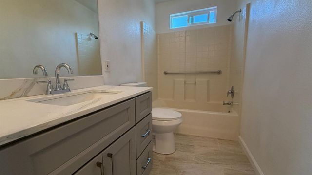 1640 E Scotts Ave, Stockton, CA 95205