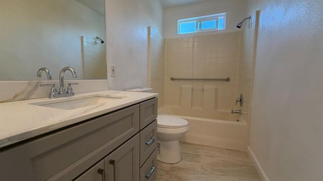 1640 E Scotts Ave, Stockton, CA 95205