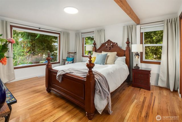 9326 California Avenue SW, Seattle, WA 98136