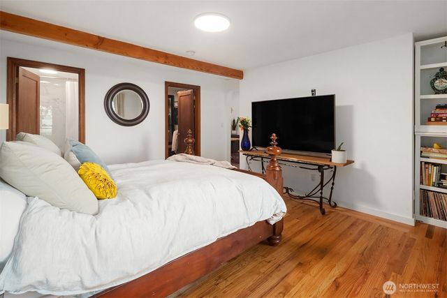 9326 California Avenue SW, Seattle, WA 98136