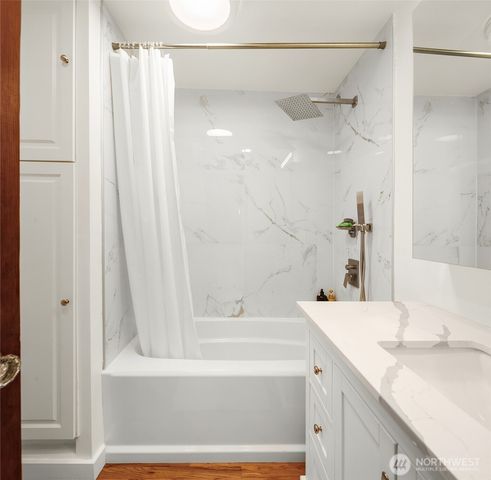 9326 California Avenue SW, Seattle, WA 98136