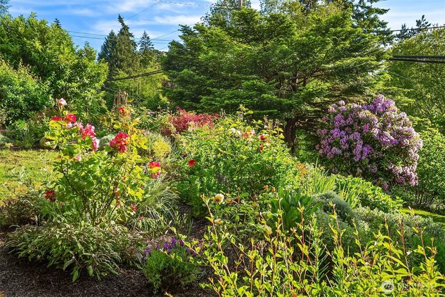 9326 California Avenue SW, Seattle, WA 98136