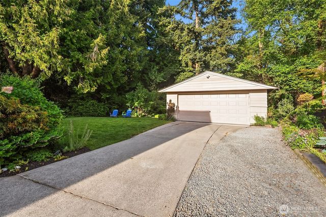 9326 California Avenue SW, Seattle, WA 98136