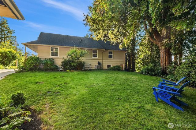 9326 California Avenue SW, Seattle, WA 98136
